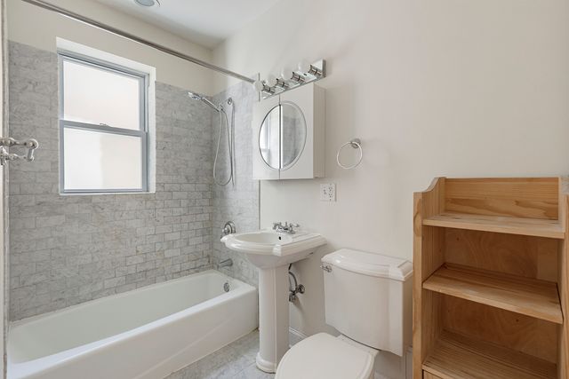 1224 Elmwood Avenue 2W, Evanston, IL 60202