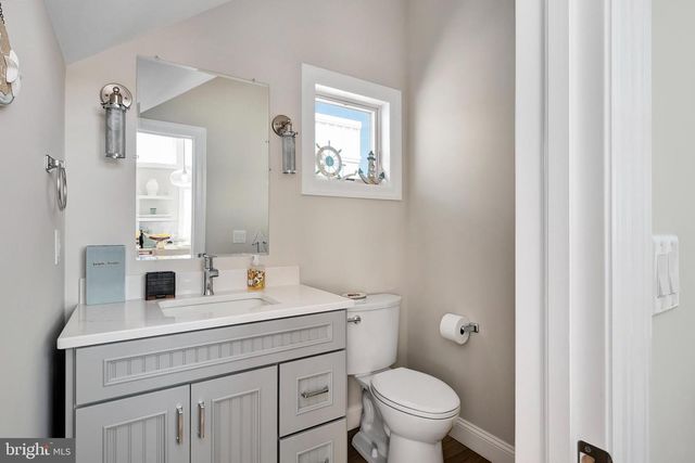209 E 20TH ST, Long Beach Township, NJ 08008