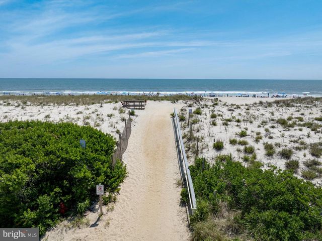 209 E 20TH ST, Long Beach Township, NJ 08008