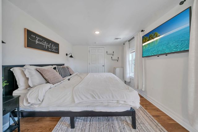 24 MAPLEWOOD AVE, Keansburg Boro, NJ 07734