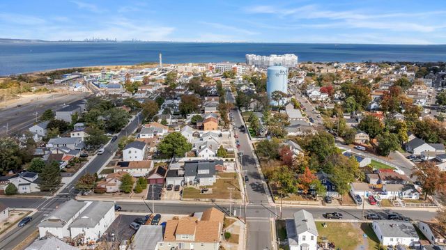 24 MAPLEWOOD AVE, Keansburg Boro, NJ 07734