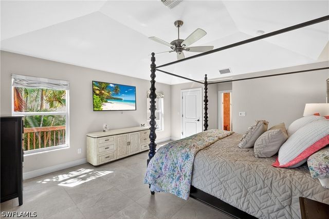 240 Channel DR, Naples, FL 34108