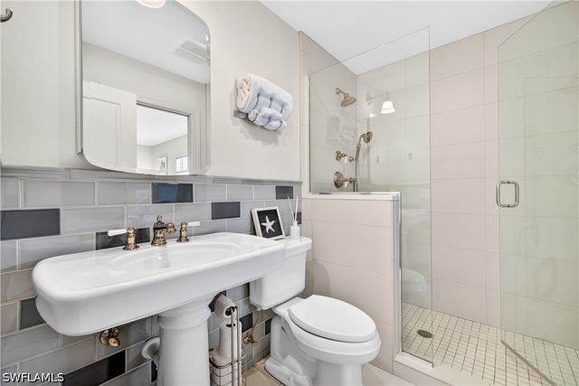 240 Channel DR, Naples, FL 34108