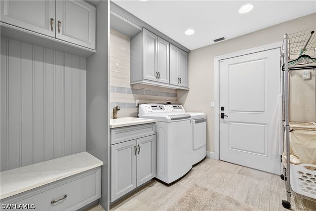 240 Channel DR, Naples, FL 34108