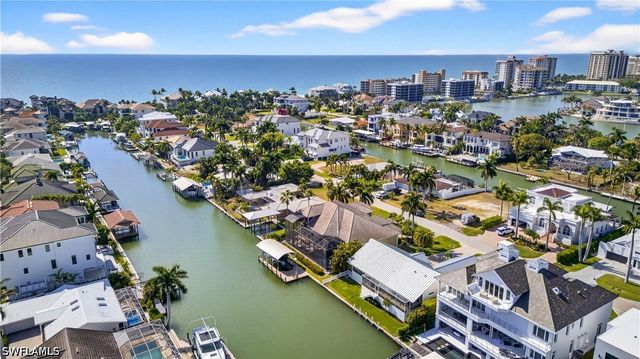 240 Channel DR, Naples, FL 34108
