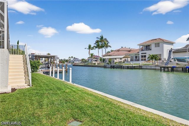 240 Channel DR, Naples, FL 34108