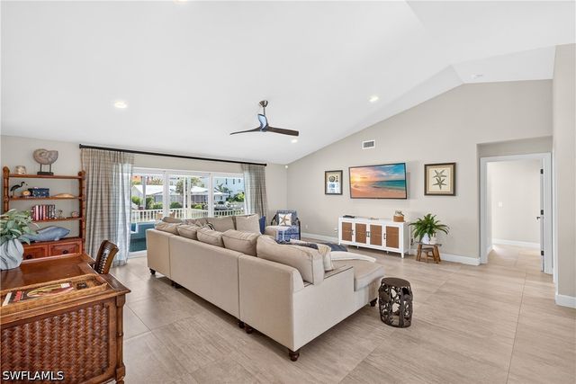 240 Channel DR, Naples, FL 34108