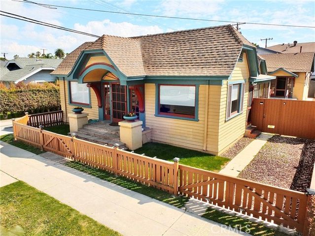 720 Stanley, Long Beach, CA 90804