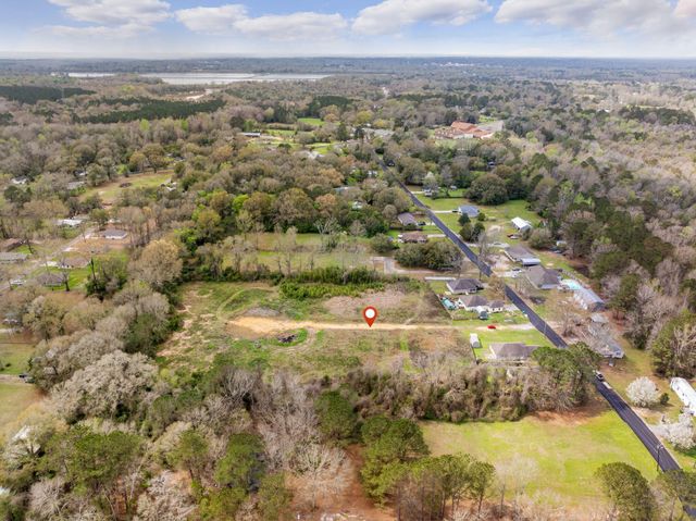 222A Cedar St., Petal, MS 39465