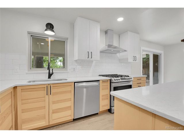 12036 W Wisconsin Dr, Lakewood, CO 80228