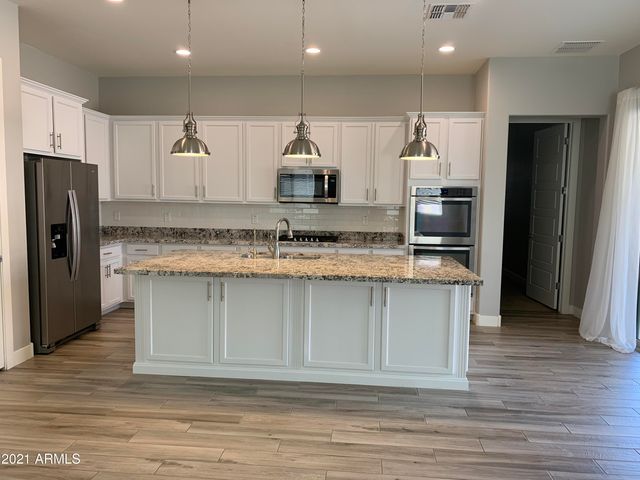 22654 E Stonecrest Drive, Queen Creek, AZ 85142