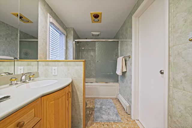 2 Cindy Street, Smithtown, NY 11787