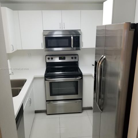 185 SE 14th Ter 913, Miami, FL 33131