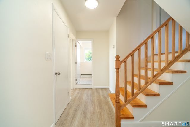 66 Bridgeview Place, Stratford, CT 06614