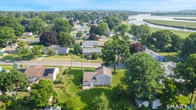 66 Bridgeview Place, Stratford, CT 06614