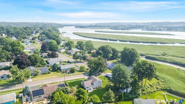 66 Bridgeview Place, Stratford, CT 06614