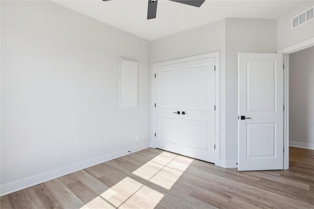 21063 W 225th Street, Spring Hill, KS 66083