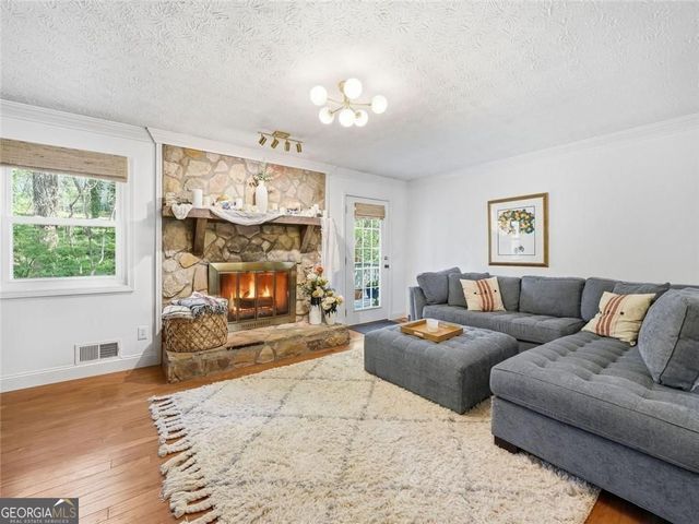 5024 Gunners Run, Roswell, GA 30075