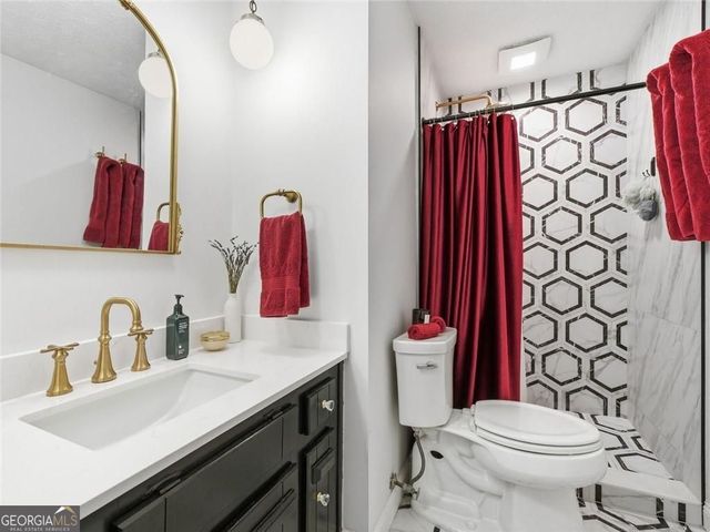 5024 Gunners Run, Roswell, GA 30075