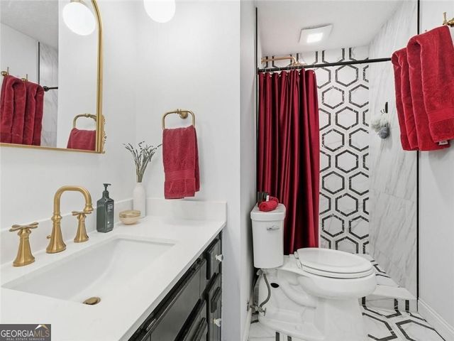 5024 Gunners Run, Roswell, GA 30075