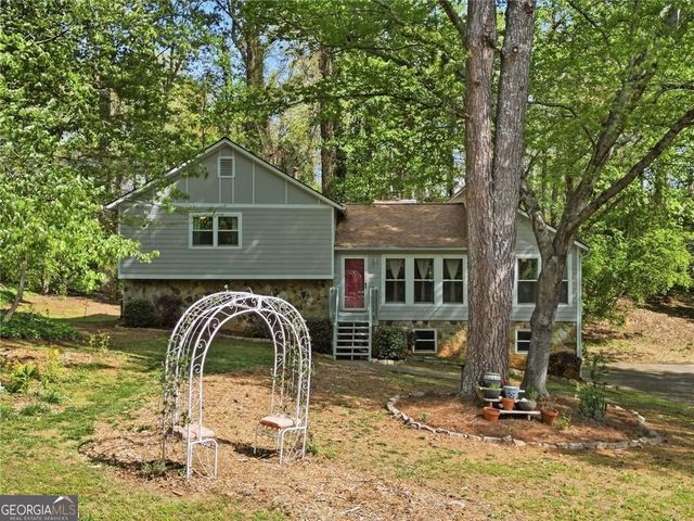 5024 Gunners Run, Roswell, GA 30075