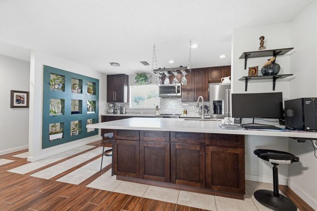 12510 White Plains Drive, Houston, TX 77089