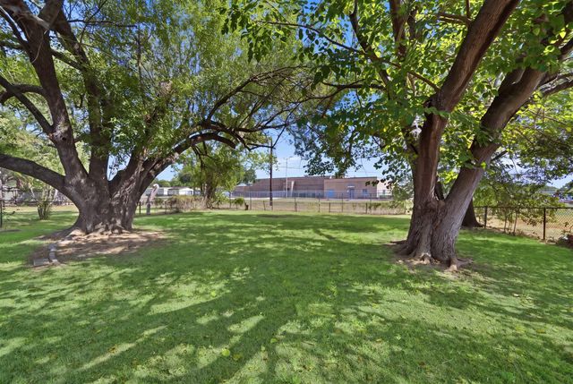 12510 White Plains Drive, Houston, TX 77089