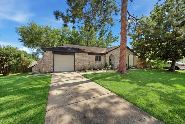 12510 White Plains Drive, Houston, TX 77089