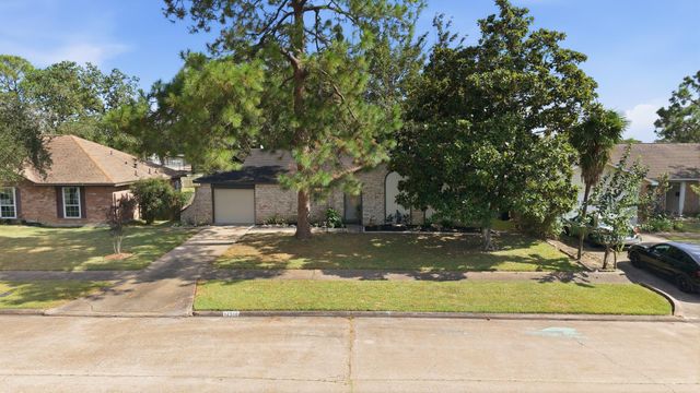 12510 White Plains Drive, Houston, TX 77089