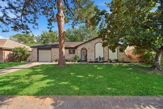 12510 White Plains Drive, Houston, TX 77089
