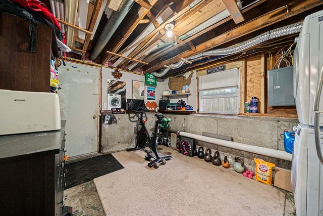 28 Pratt St, Brockton, MA 02302