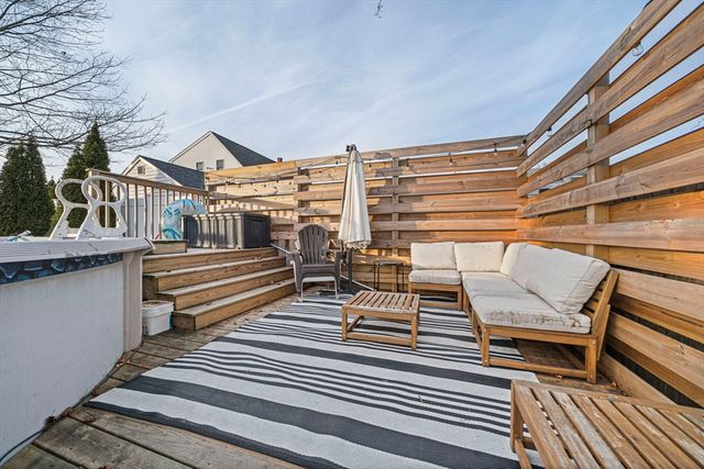 28 Pratt St, Brockton, MA 02302