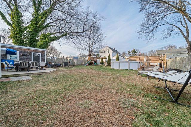 28 Pratt St, Brockton, MA 02302