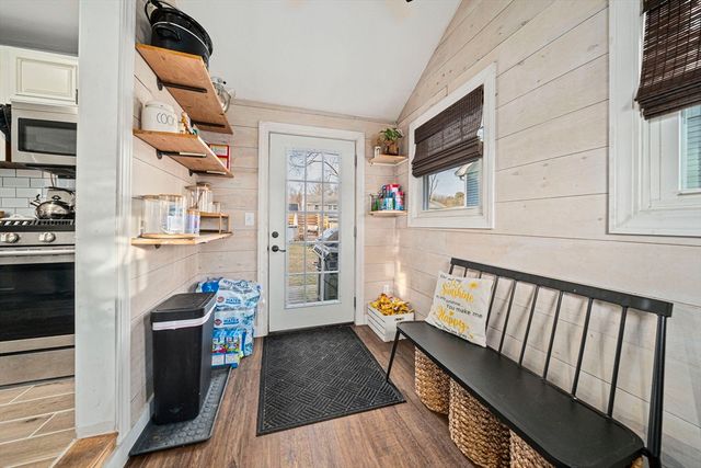 28 Pratt St, Brockton, MA 02302