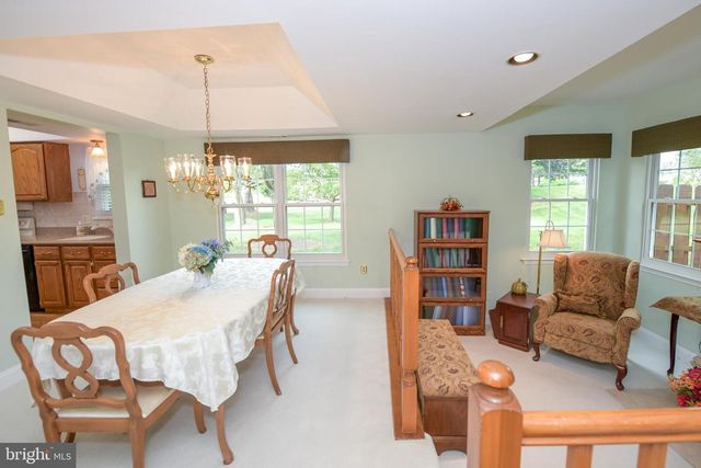 215 RUMFORD CT, Newtown, PA 18940