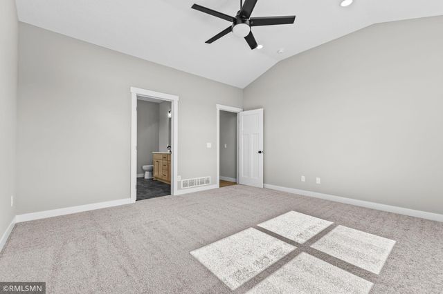 871 206th Avenue NW, Oak Grove, MN 55011