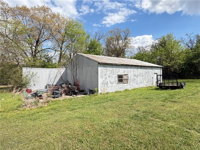 13280 N Gaiche Road, Gentry, AR 72734