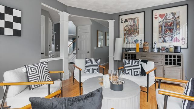 68 Castle Rocks Road, Warwick, RI 02886
