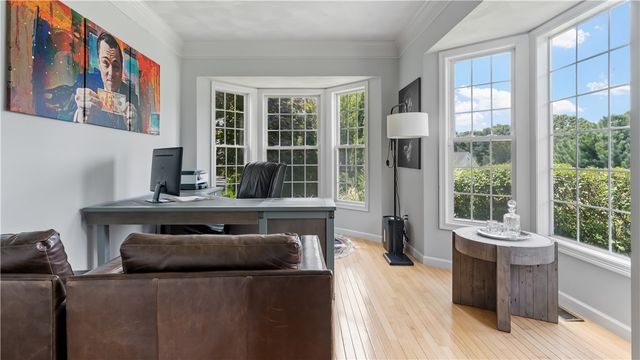 68 Castle Rocks Road, Warwick, RI 02886