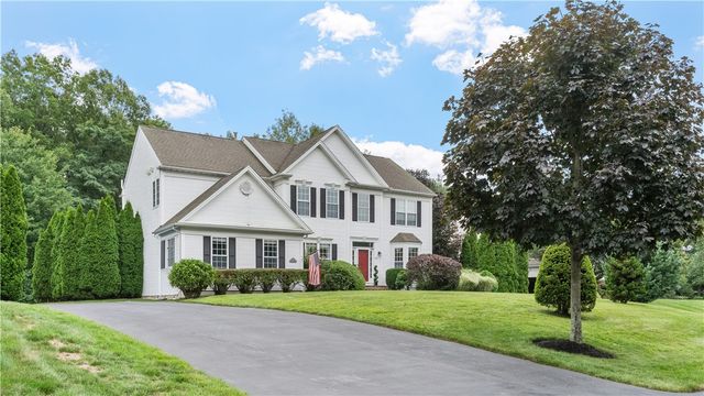 68 Castle Rocks Road, Warwick, RI 02886