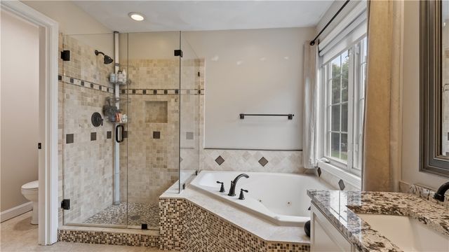 68 Castle Rocks Road, Warwick, RI 02886