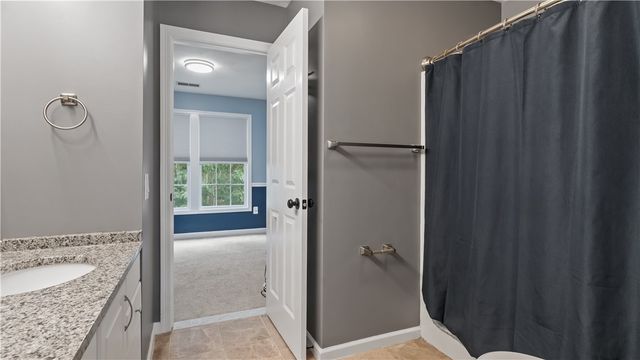 68 Castle Rocks Road, Warwick, RI 02886