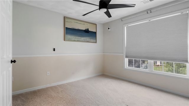 68 Castle Rocks Road, Warwick, RI 02886