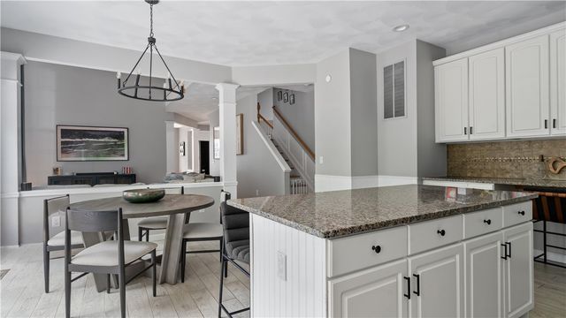 68 Castle Rocks Road, Warwick, RI 02886