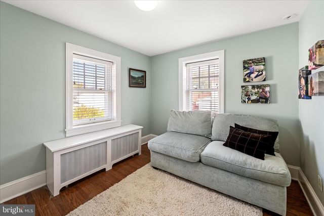 6 E CECIL ST, Winchester, VA 22601