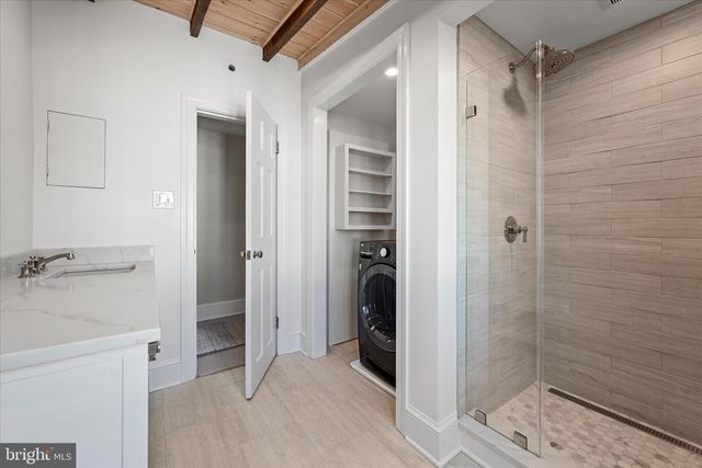 6 E CECIL ST, Winchester, VA 22601