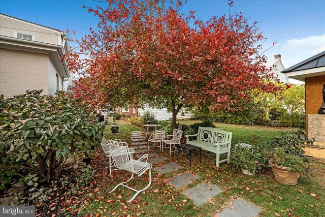 6 E CECIL ST, Winchester, VA 22601