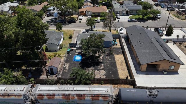 2309 Hackberry St, Stockton, CA 95205