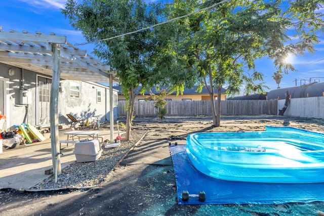 2309 Hackberry St, Stockton, CA 95205