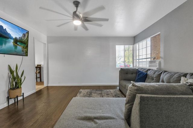 2309 Hackberry St, Stockton, CA 95205